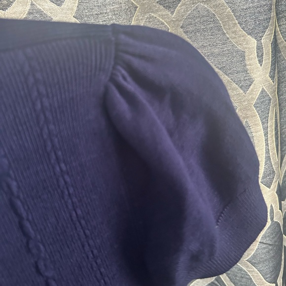 Short Sleeve Twist-Back Knit Top in Navy - Picture 8 of 8